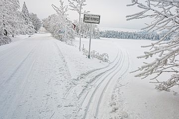 Narciarska trasa między czeskimi wsiami Narciarska trasa między czeskimi wsiami