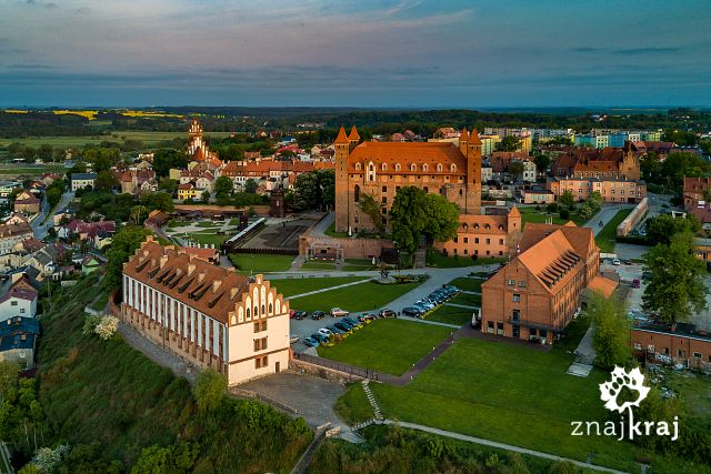 Położone na wysokiej skarpie miasto Gniew