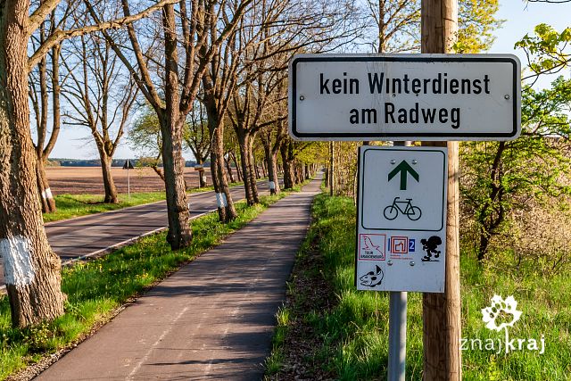 Drogowskazy niemieckich szlaków długodystansowych
