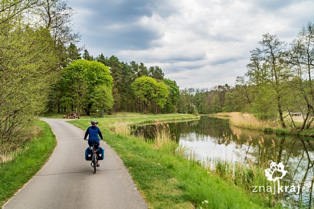 [Obrazek: szlak-rowerowy-wzdluz-kanalu-fryderyka-w...-05042.jpg]