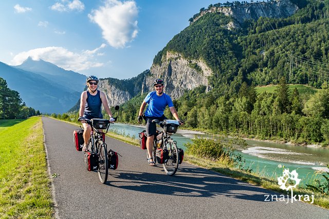 trasa-rowerowa-renu-w-szwajcarii-szwajca
