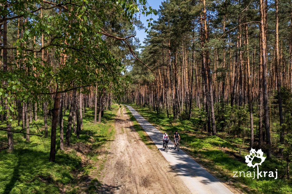 betonowa-nawierzchnia-drogi-rowerowej-w-