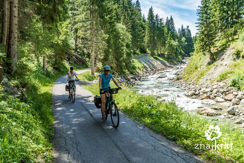 drauradweg-na-lesnym-fragmencie-karyntia