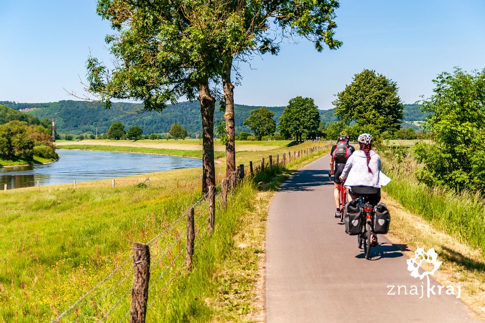 Droga rowerowa nad Wezerą