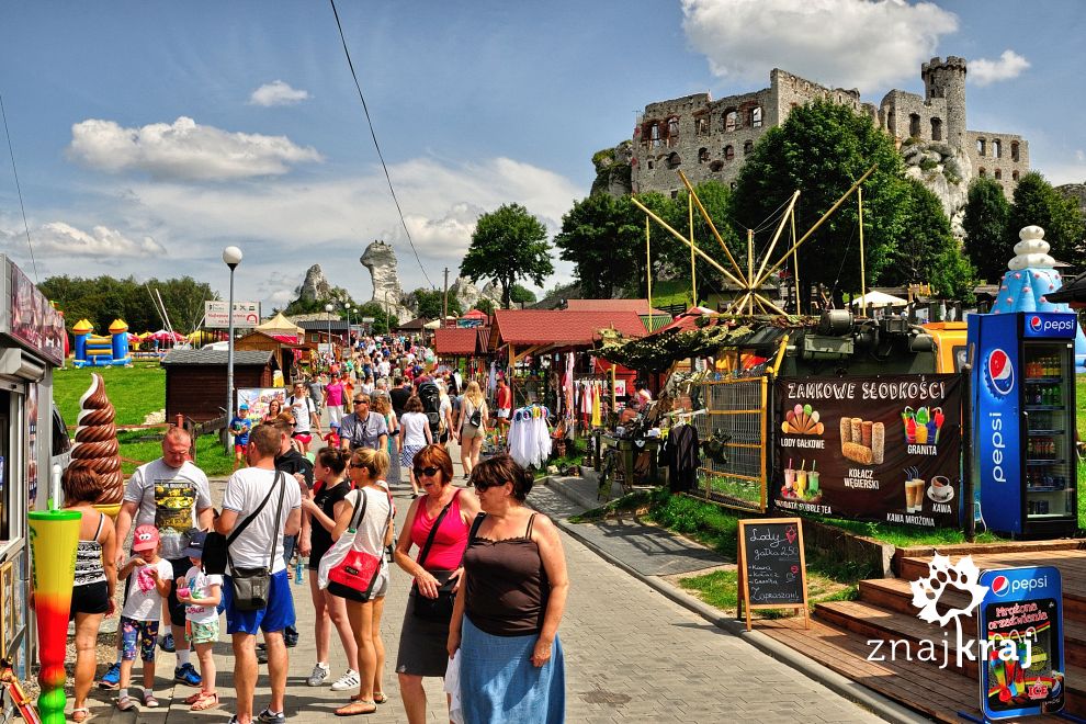 Festyn pod zamkiem Ogrodzieniec w Podzamczu