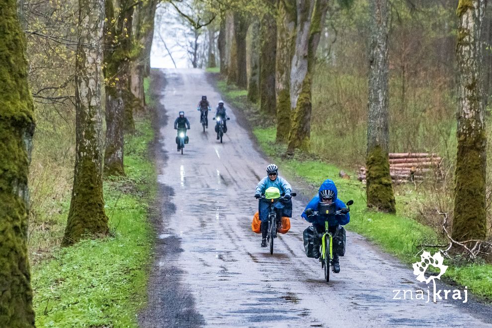 jazda-w-deszczu-na-rowerze-mazury-zachod