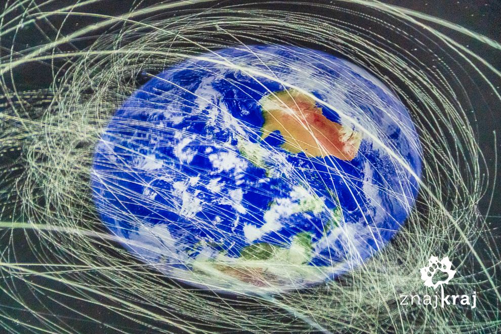Kadr z prezentacji Makrokosmos w planetarium w Toruniu
