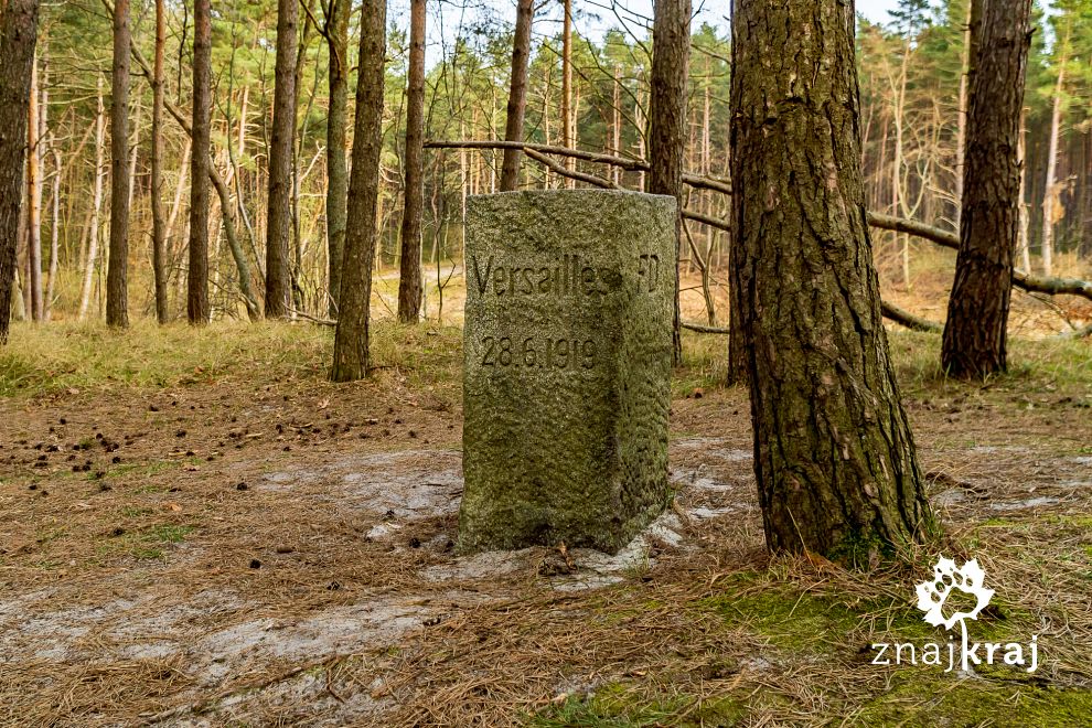 Kamień graniczny Wolnego Miasta Gdańska na Mierzei Wiślanej