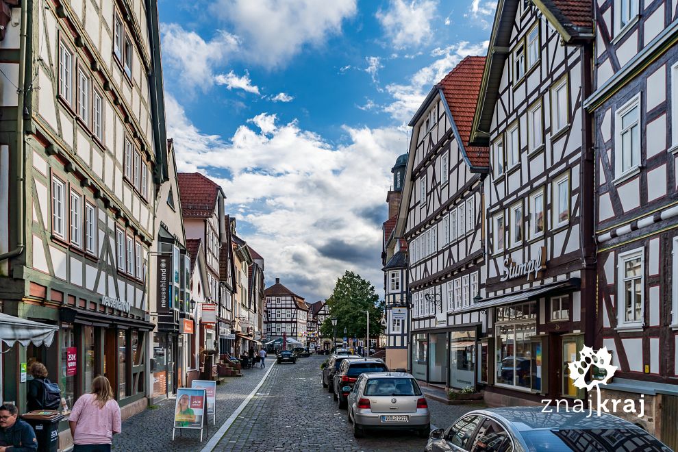 Mur pruski na kamienicach w Lauterbach