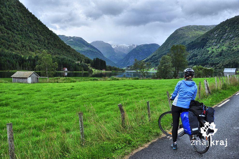Jezioro Dalavatnet. Sogn og Fjordane, Norwegia