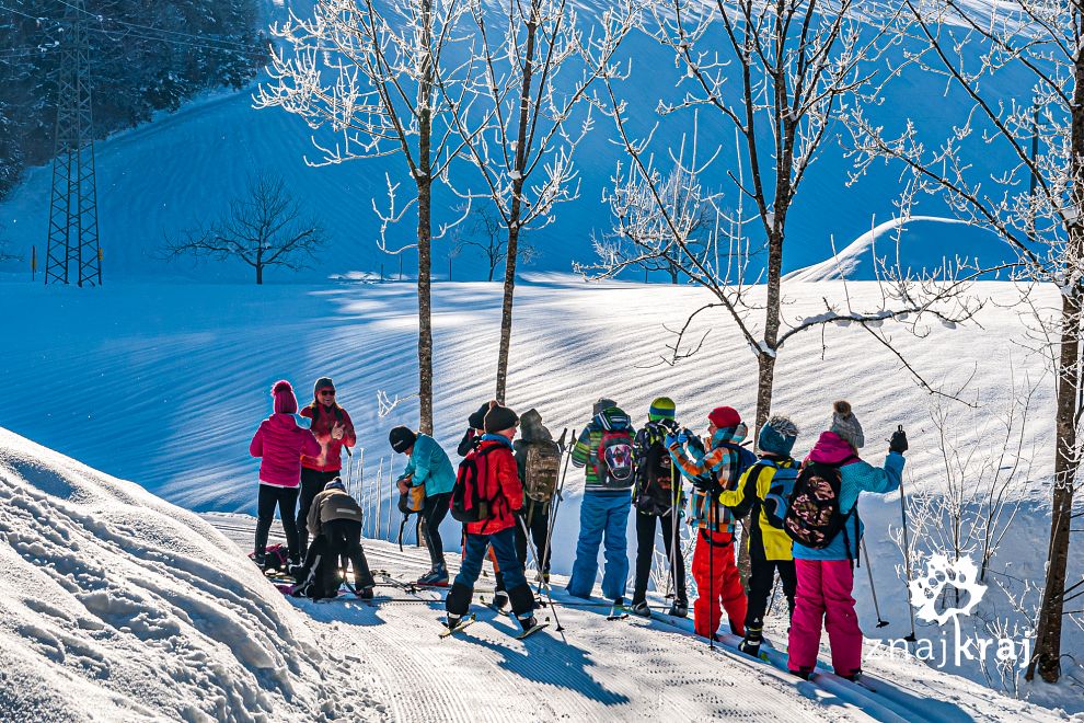 nauka-jazdy-na-nartach-dla-dzieci-tyrol-