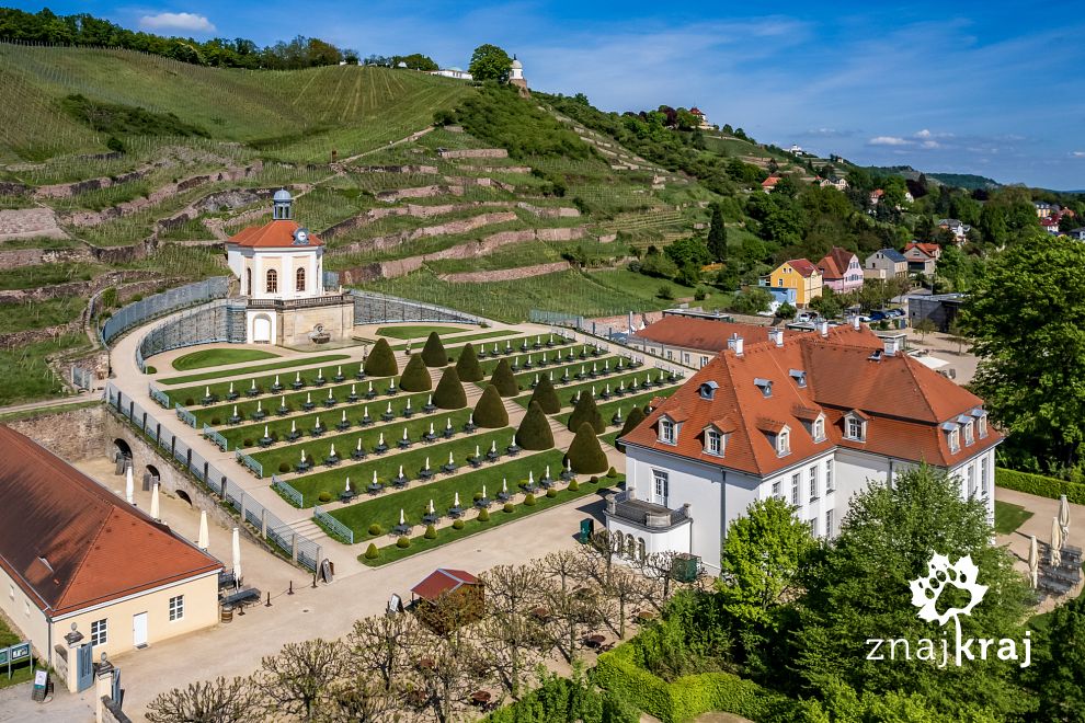 palac-wackerbarth-w-radebeul-z-gory-niem