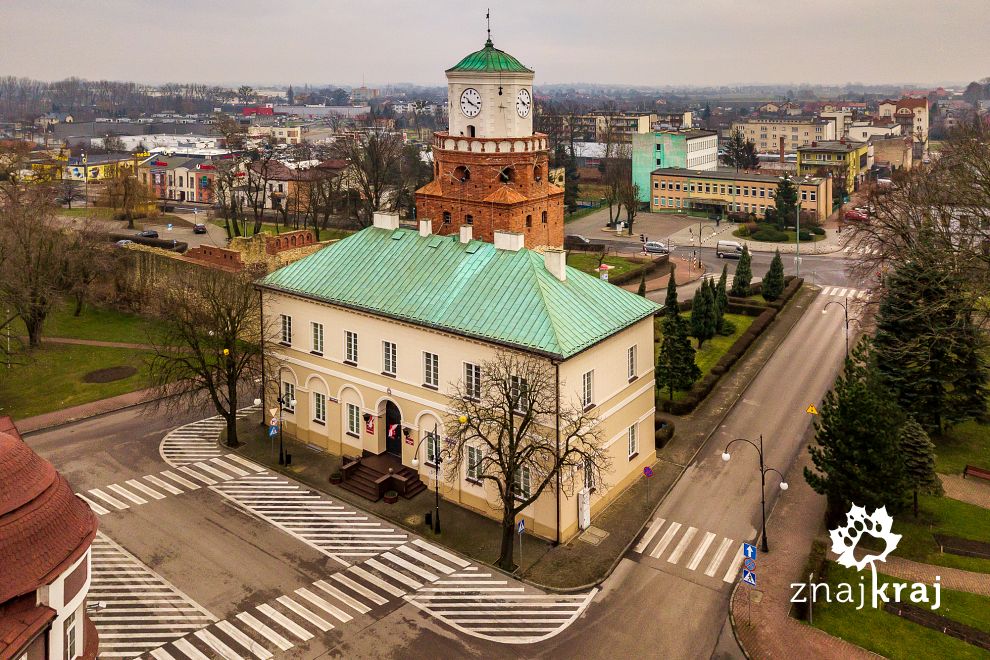 Ratusz i Brama Krakowska w Wieluniu