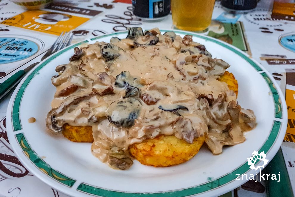Rösti - szwajcarskie placki ziemniaczane na Jurze