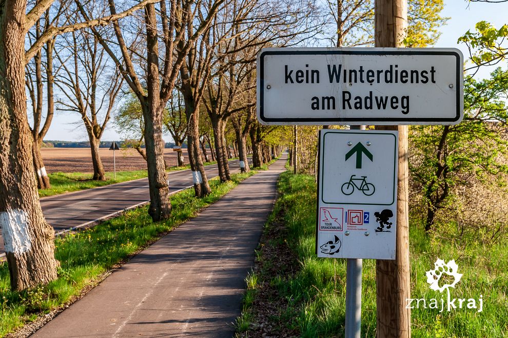Drogowskazy niemieckich szlaków długodystansowych