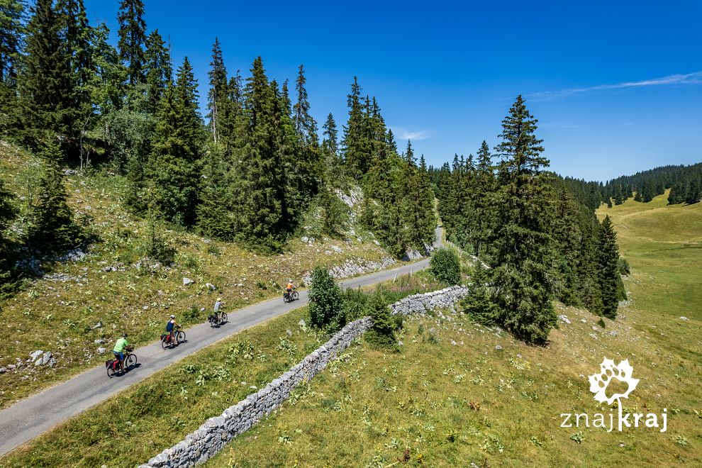 rowerowy-szlak-jury-w-szwajcarii-jura-20