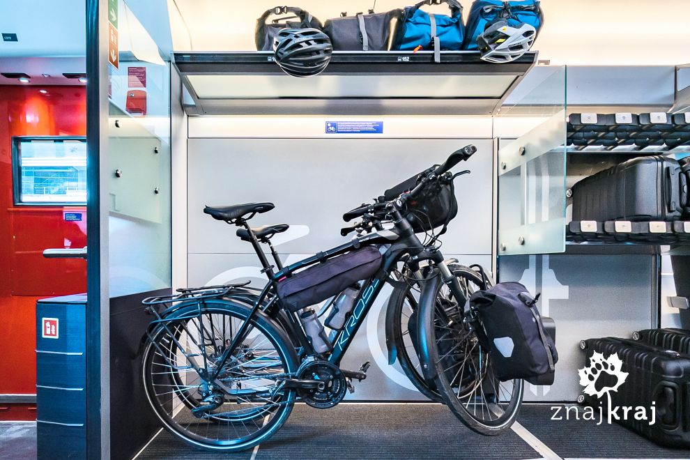 rowery-w-pociagu-intercity-w-szwajcarii-