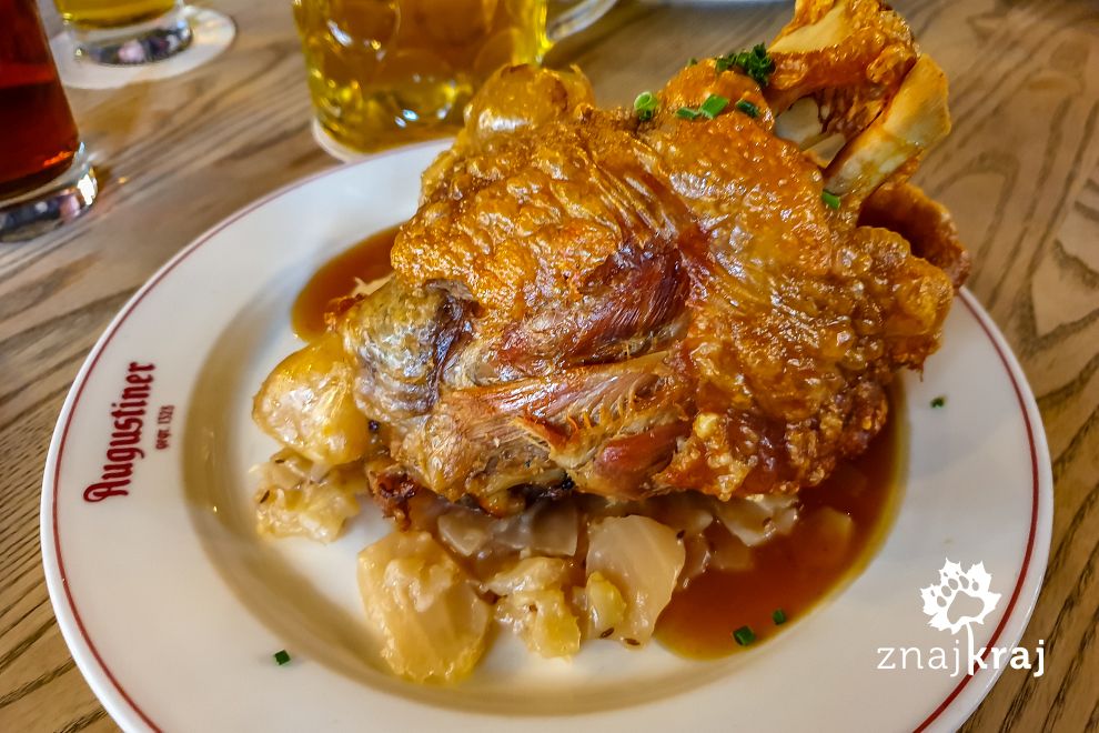 Golonka w restauracji Augustiner am Gendarmenmarkt