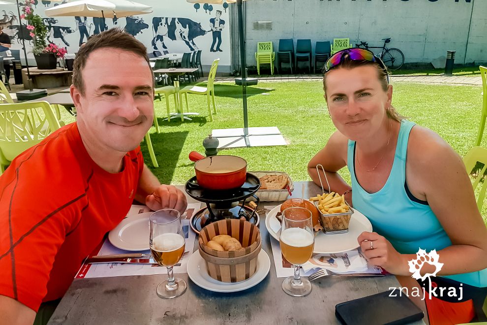 Serowe fondue na urodziny