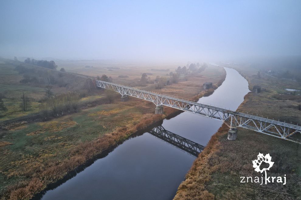 Stary most kolejowy nad Notecią