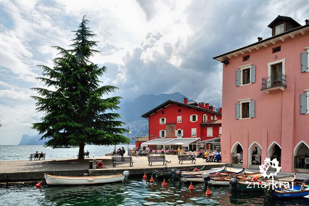 Miasteczko Torbole nad Lago di Garda