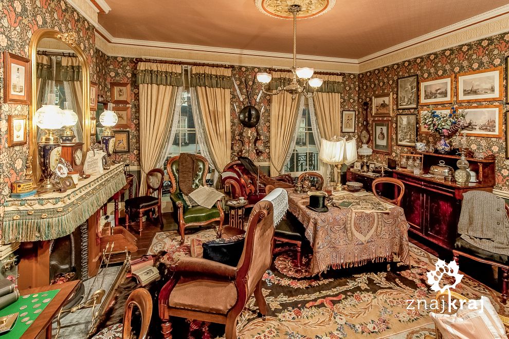 Wnętrze muzeum Sherlocka Holmesa w Meiringen