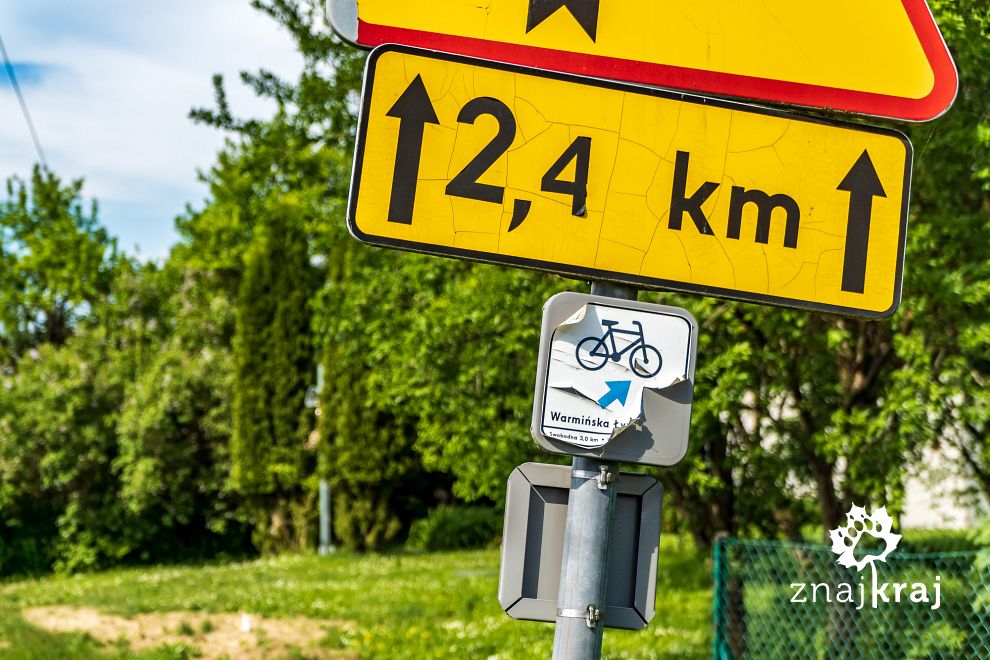 Zniszczone oznakowanie Warmińskiej Łynostrady