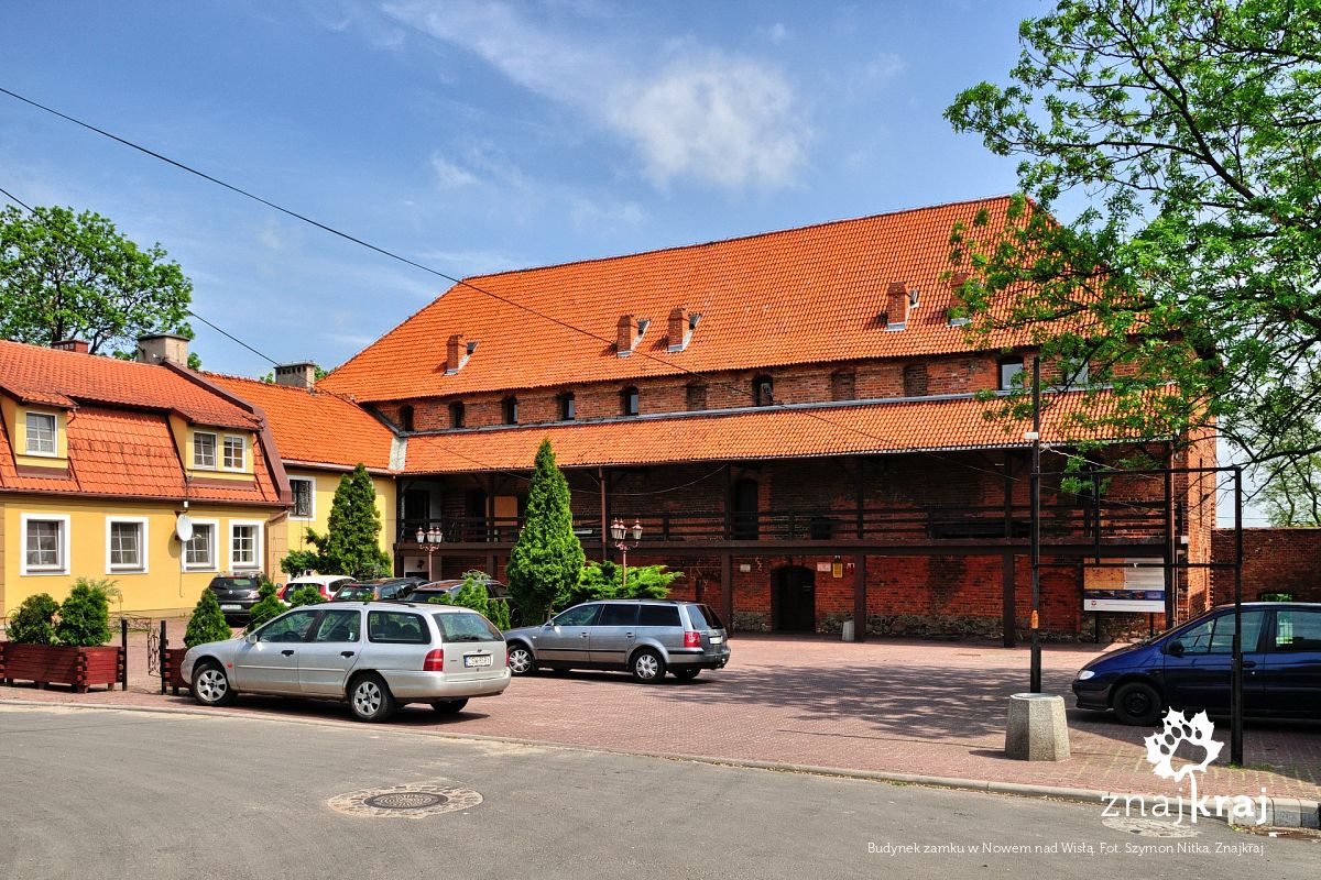 Budynek zamku w Nowem nad Wisłą