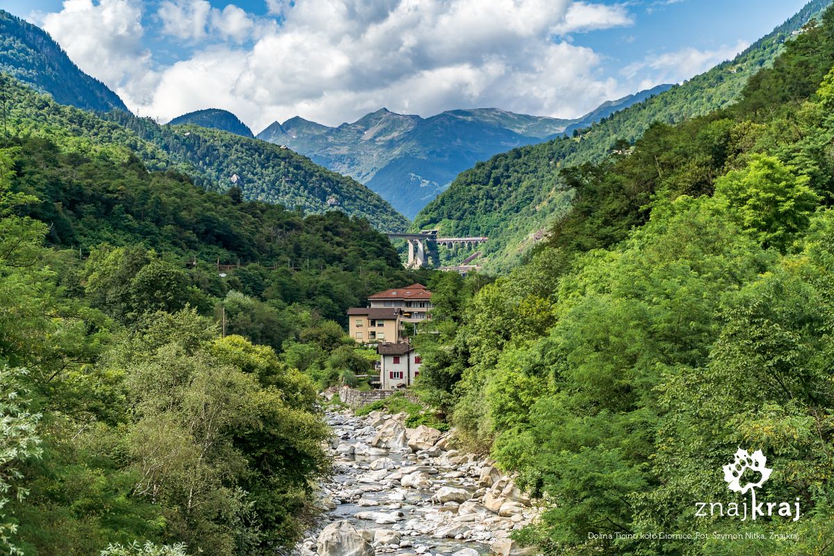 Dolina Ticino koło Giornico