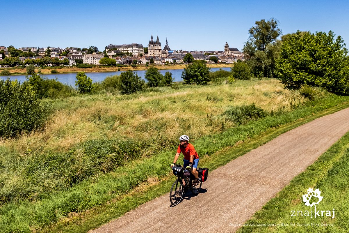 Droga rowerowa szlaku Loary w Blois