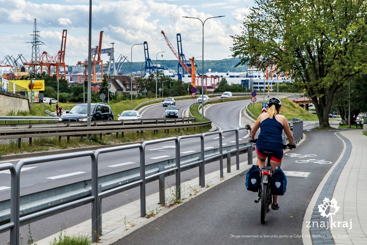 Droga rowerowa w kierunku portu w Gdyni