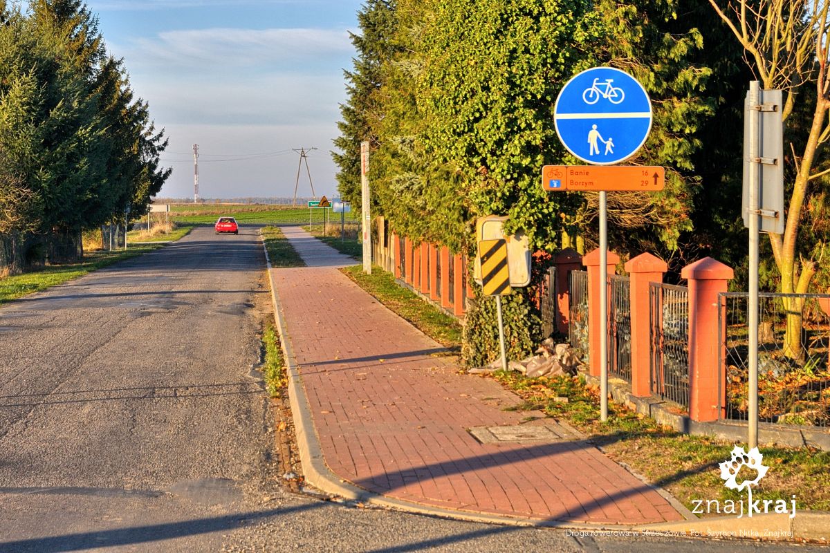Droga rowerowa w Strzeszowie