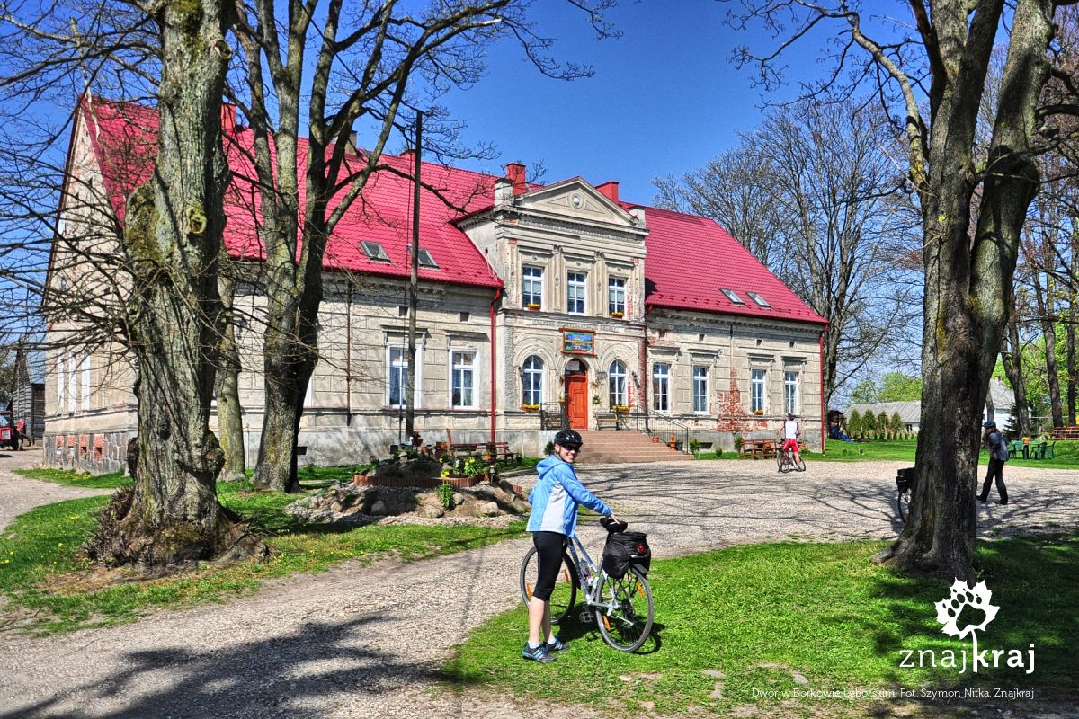 Dwór w Borkowie Lęborskim Dwór w Borkowie Lęborskim