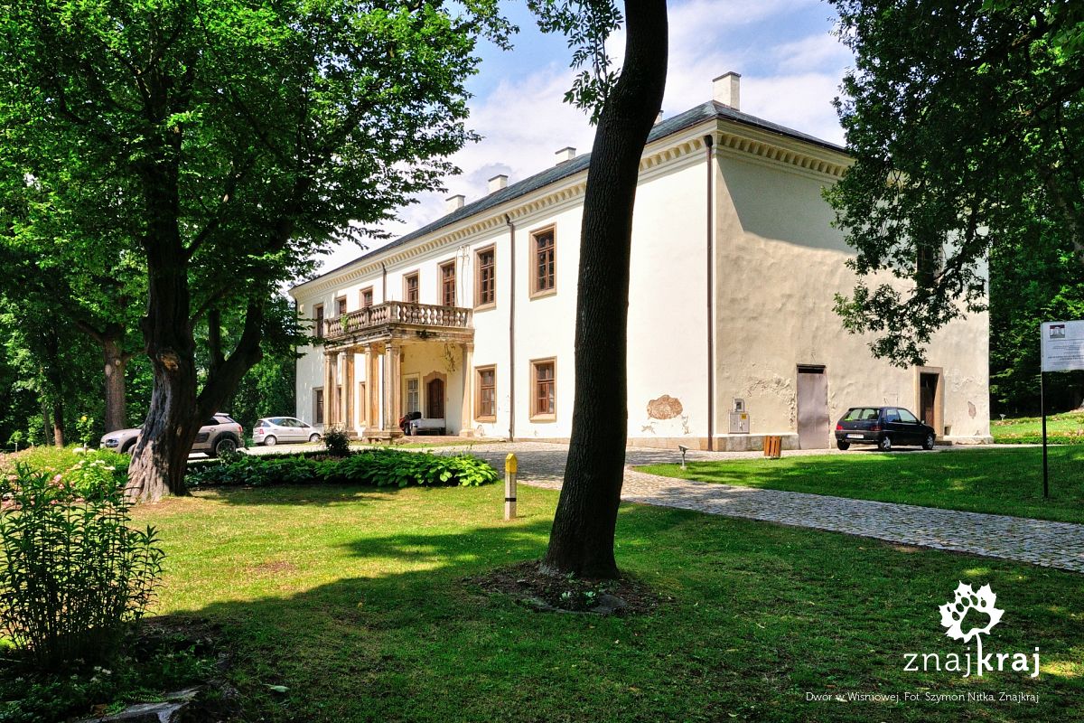 Dwór w Wiśniowej
