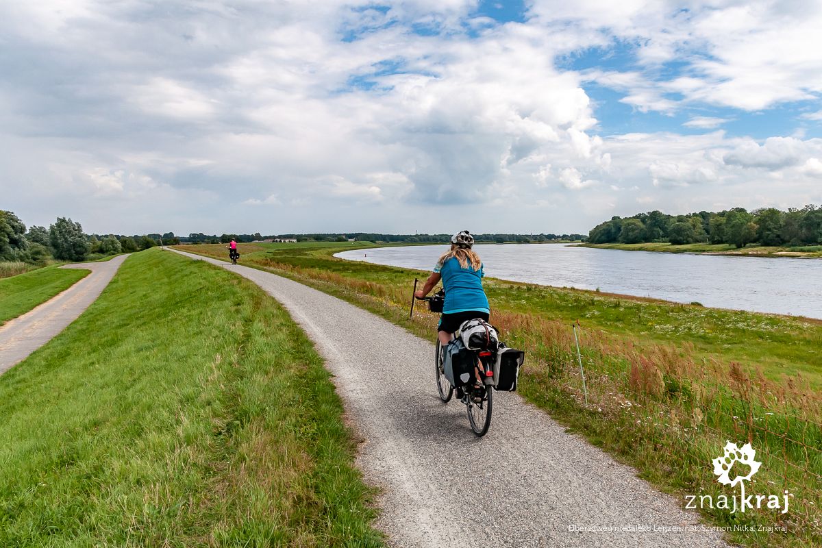 Elberadweg niedaleko Lenzen