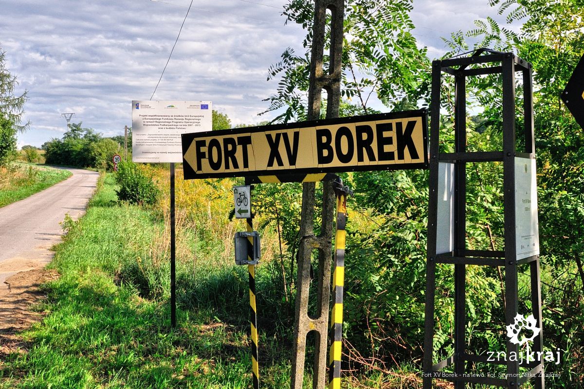 Fort XV Borek - na lewo