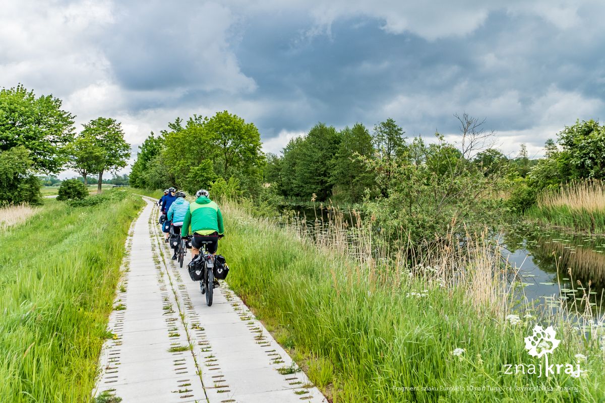 Fragment szlaku EuroVelo 10 nad Tugą