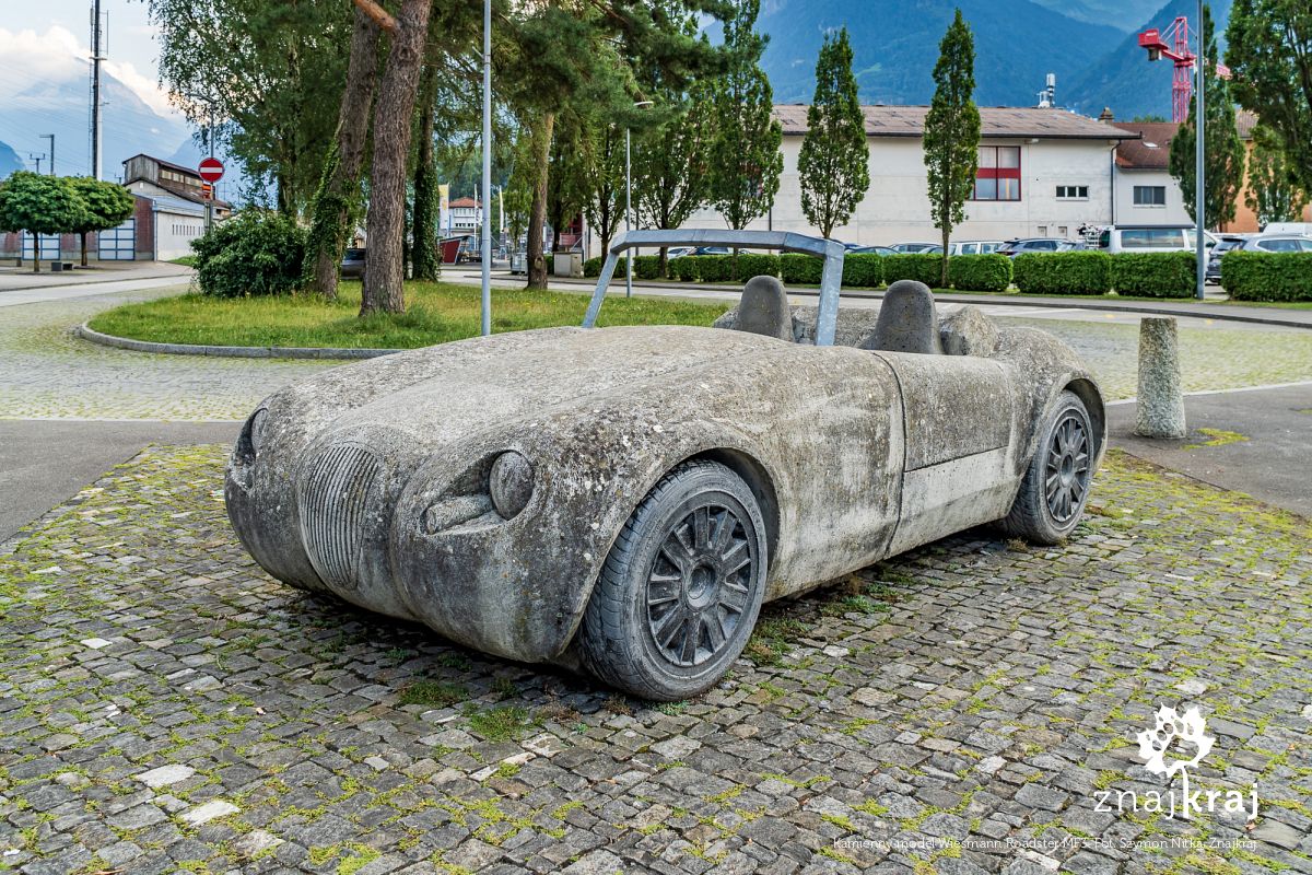 Kamienny model Wiesmann Roadster MF3