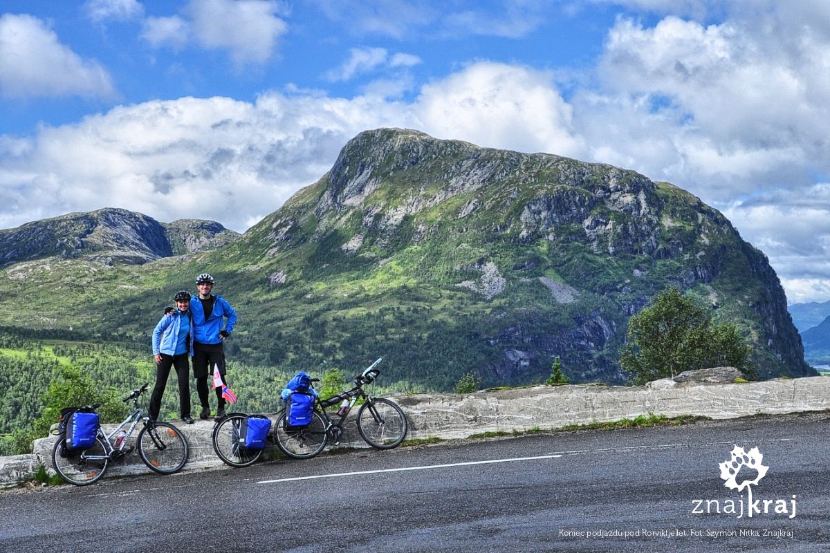 Koniec podjazdu pod Rorvikfjellet Koniec podjazdu pod Rorvikfjellet