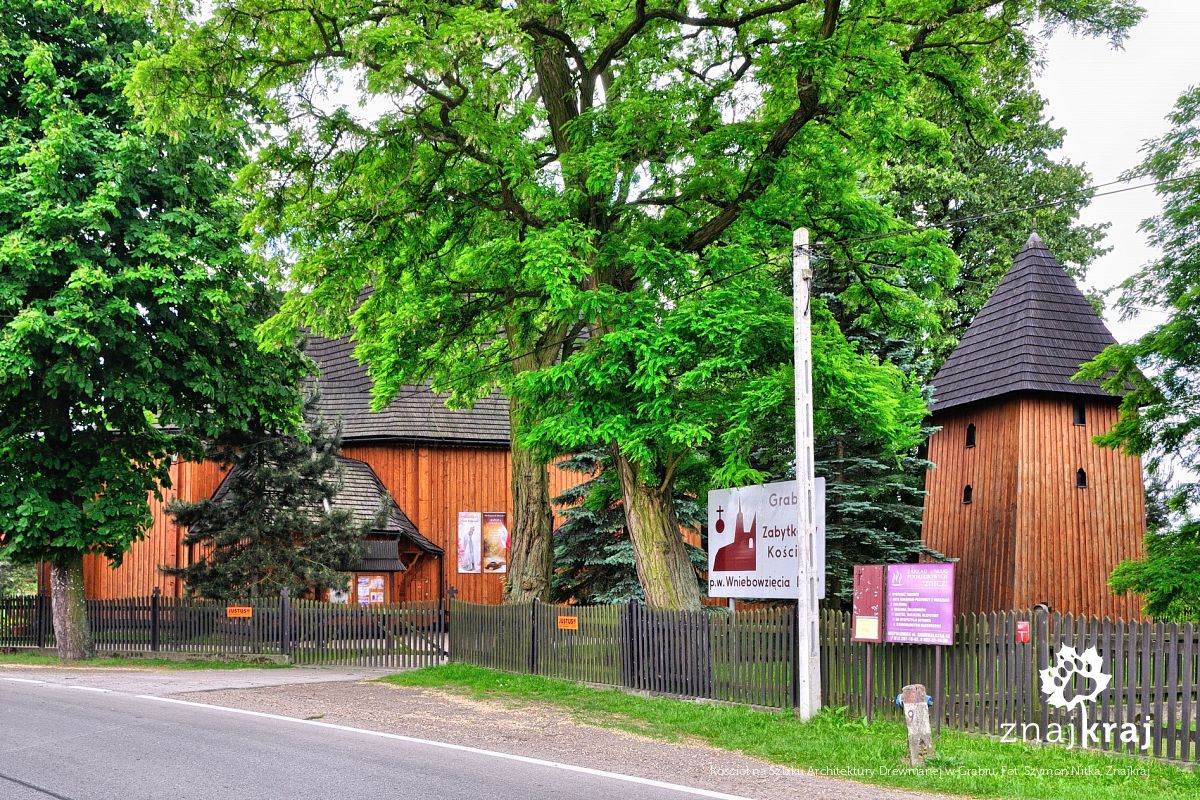 Kościół na Szlaku Architektury Drewnianej w Grabiu