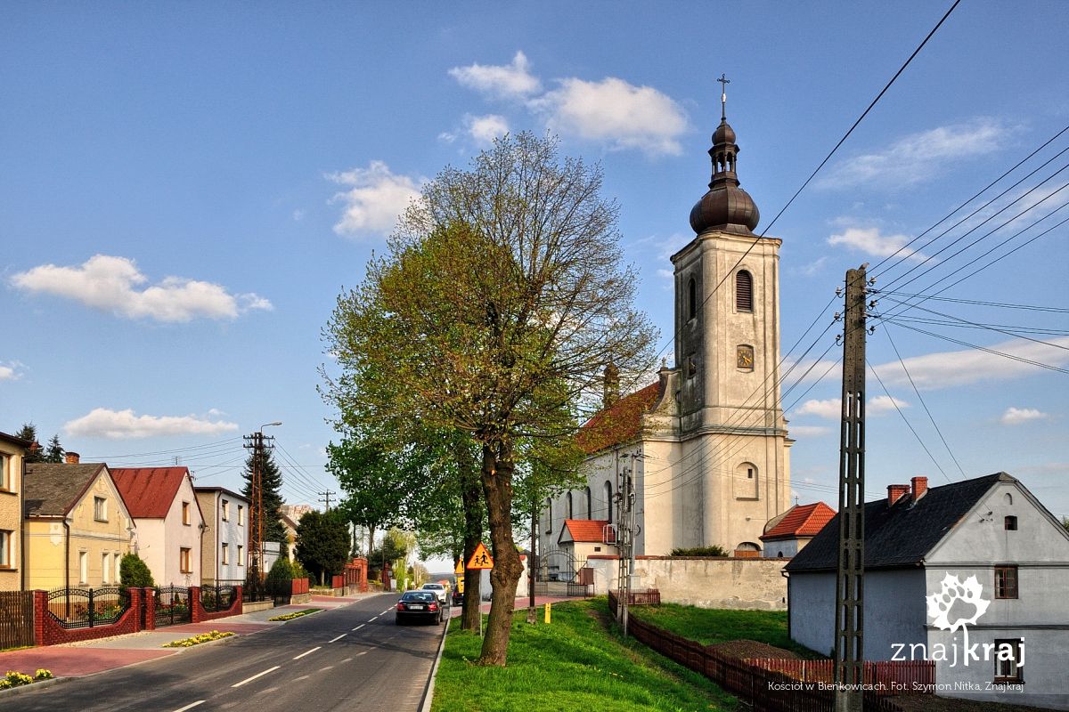 Kościół w Bieńkowicach Kościół w Bieńkowicach