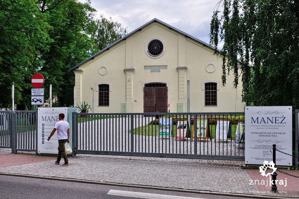 Maneż - kasy muzeum w Łańcucie