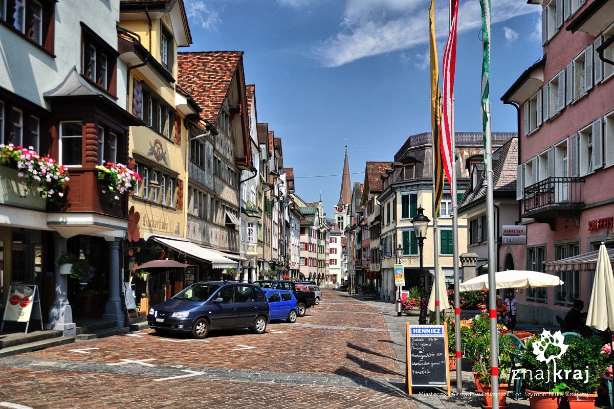 Miasteczko Altstadt w Szwajcarii Miasteczko Altstadt w Szwajcarii