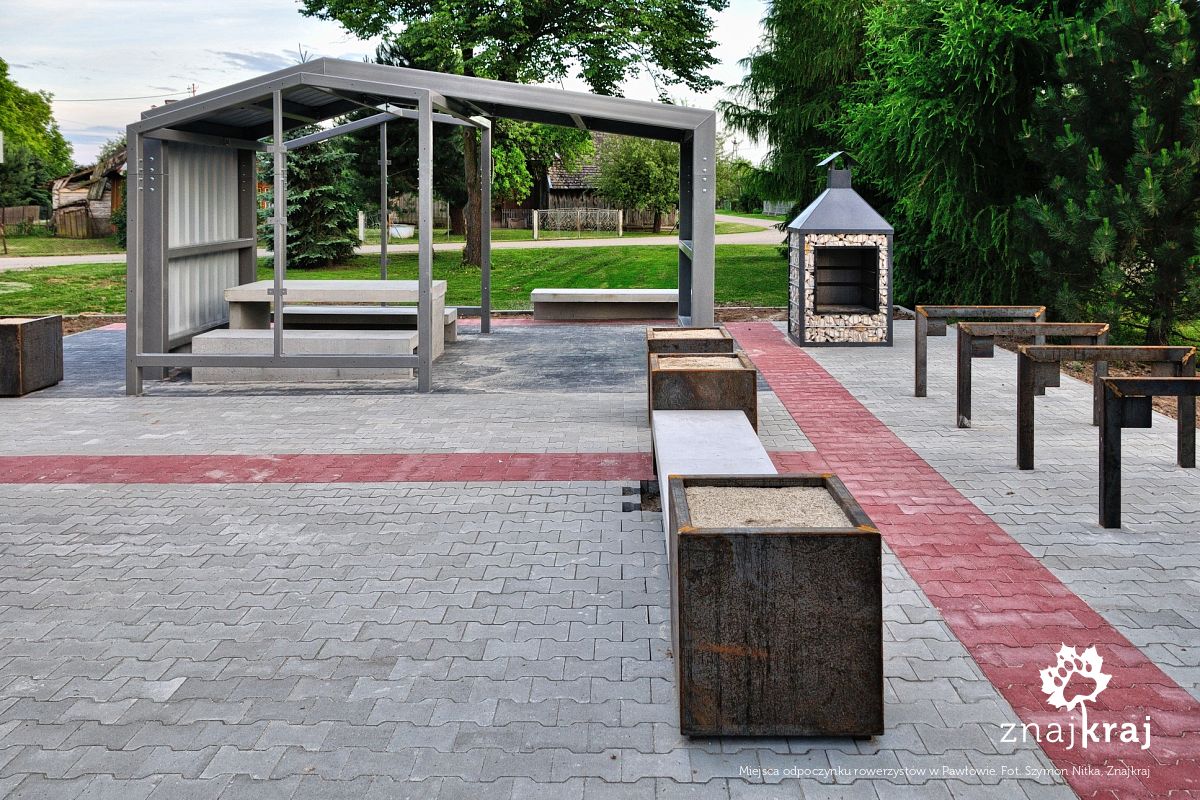 Miejsca odpoczynku rowerzystów w Pawłowie