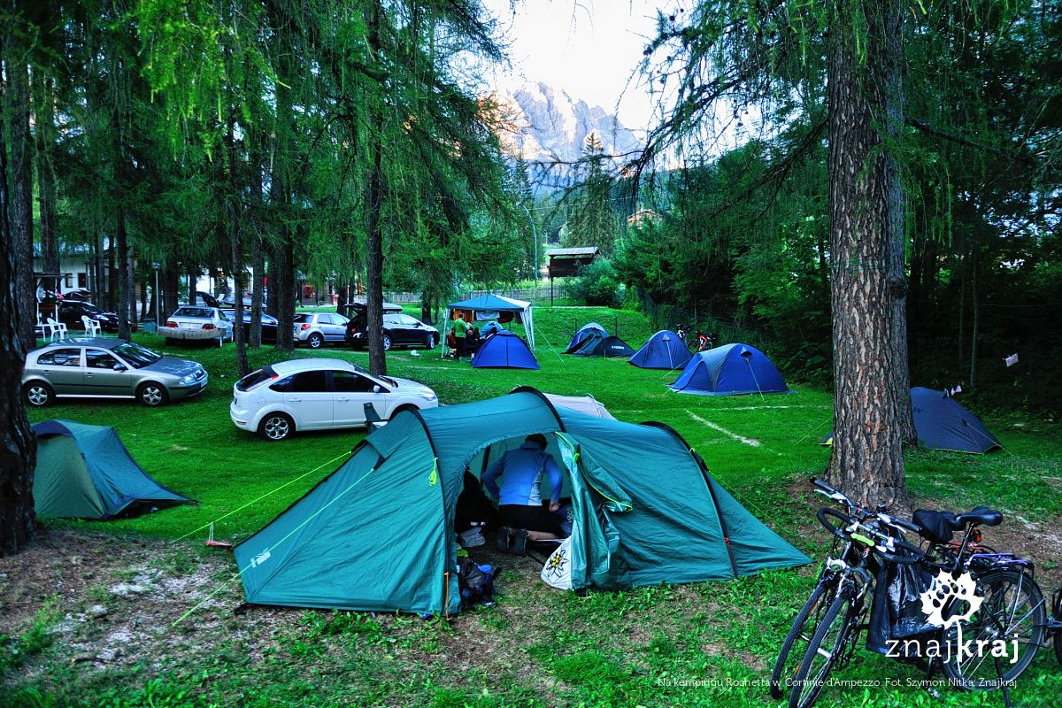 Na kempingu Rochetta w Cortinie d'Ampezzo Na kempingu Rochetta w Cortinie d'Ampezzo