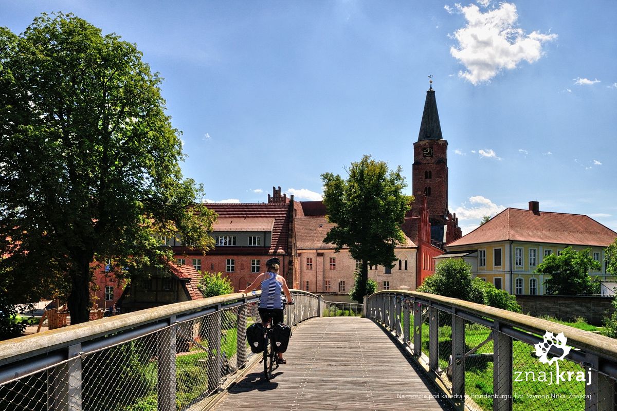 Na moście pod katedrą w Brandenburgu