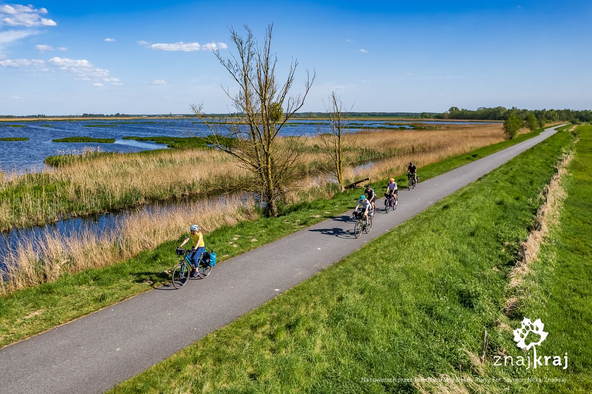 Na rowerach przez Park Naturalny Doliny Piany