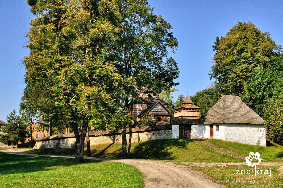 Obwarowania cerkwi w Radrużu