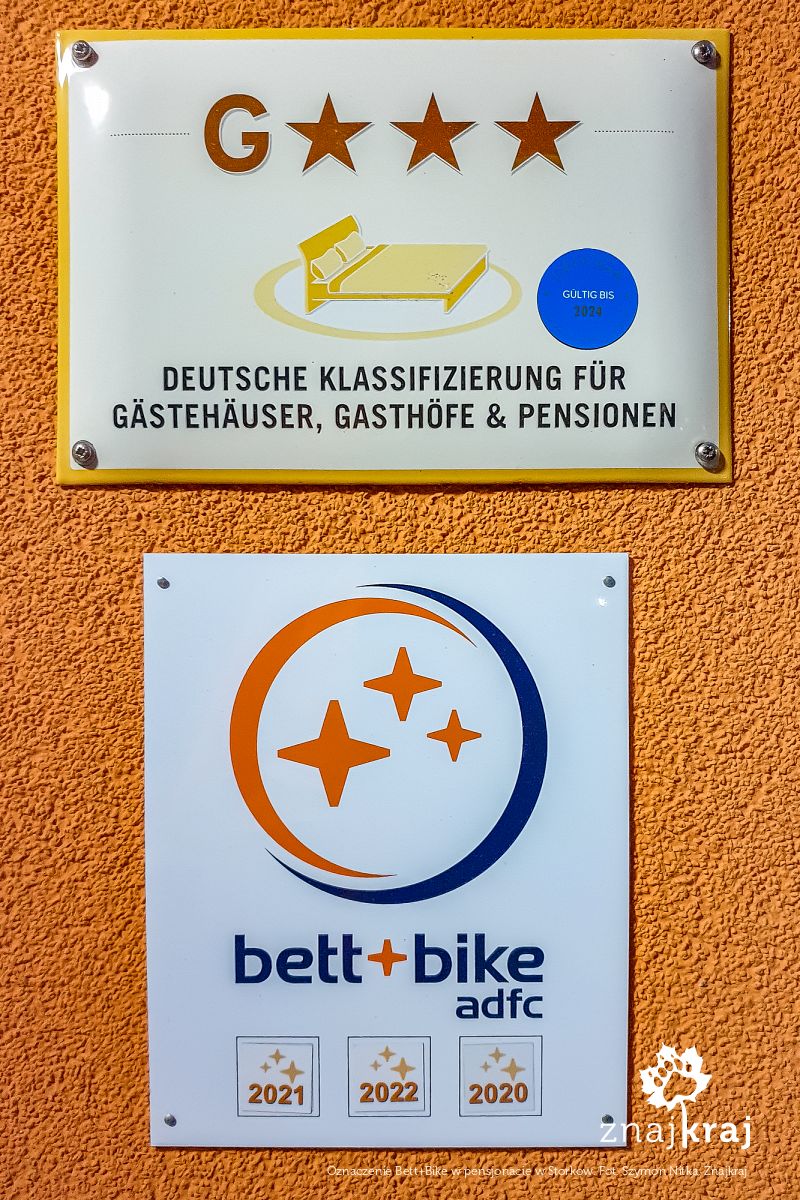 Oznaczenie Bett+Bike w pensjonacie w Storkow