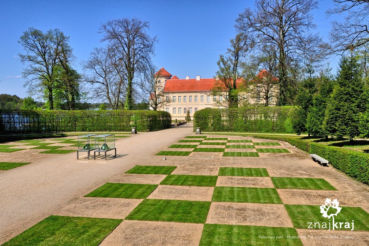 Pałacowy park - Rheinsberg Pałacowy park - Rheinsberg